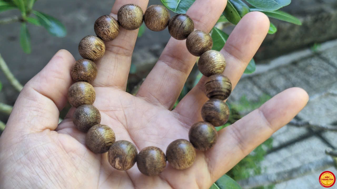 ĐÃ BÁN Vòng Trầm Hương 12mm- Tinh Hoa Núi Rừng 130 Năm, Giá trị vượt thời gian (Còn phôi)